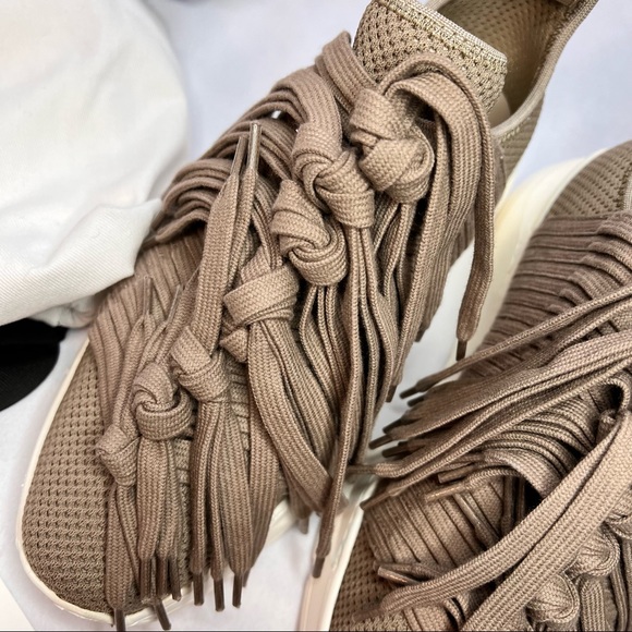 NEW! PORTS 1961 Sneakers - Picture 4 of 12